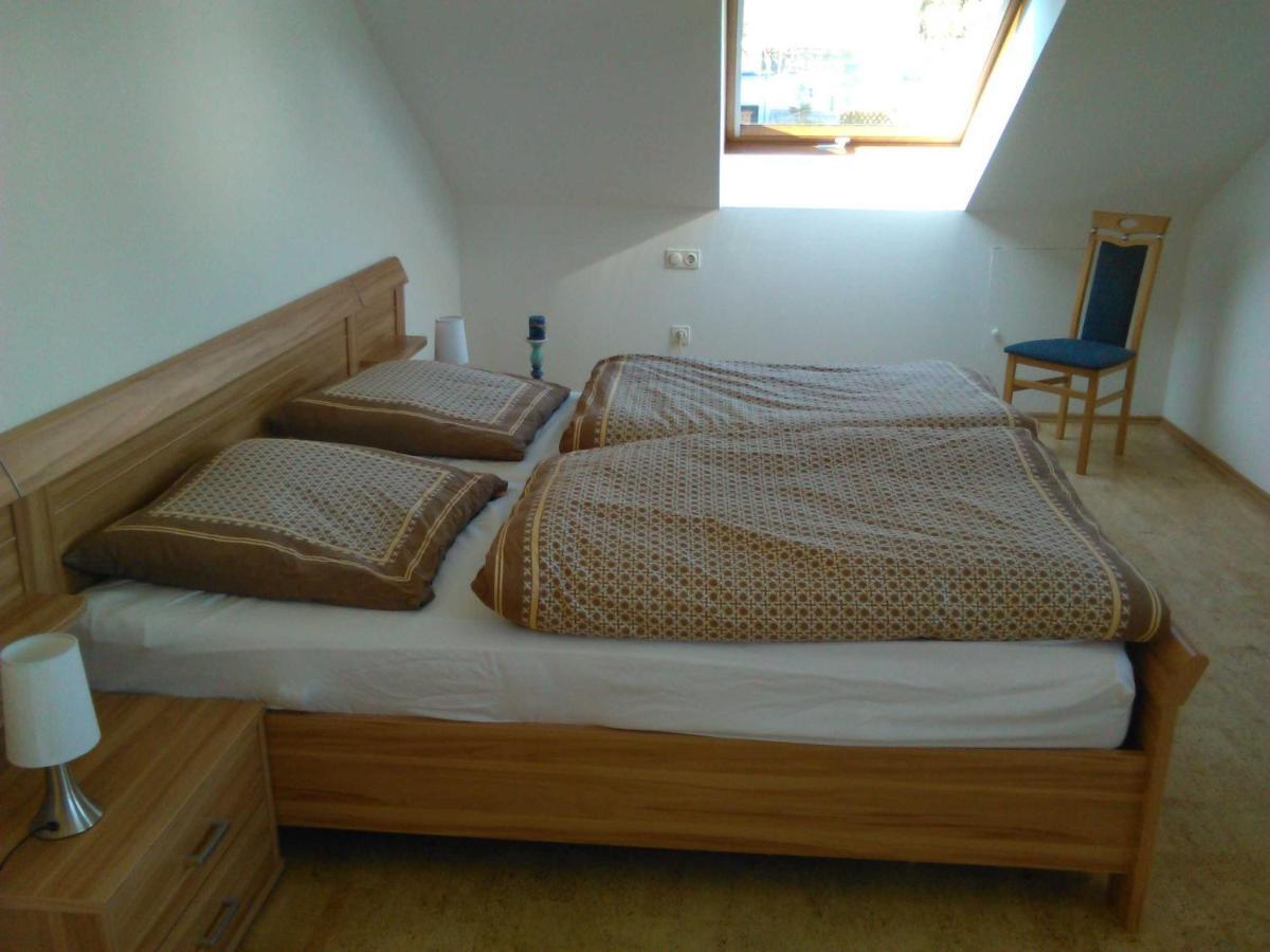Ferienwohnung Kuepfer Grafenberg  Екстер'єр фото